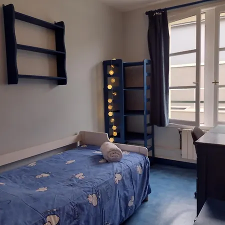 Petit - Quartier Vaugueux Chateau Apartment *